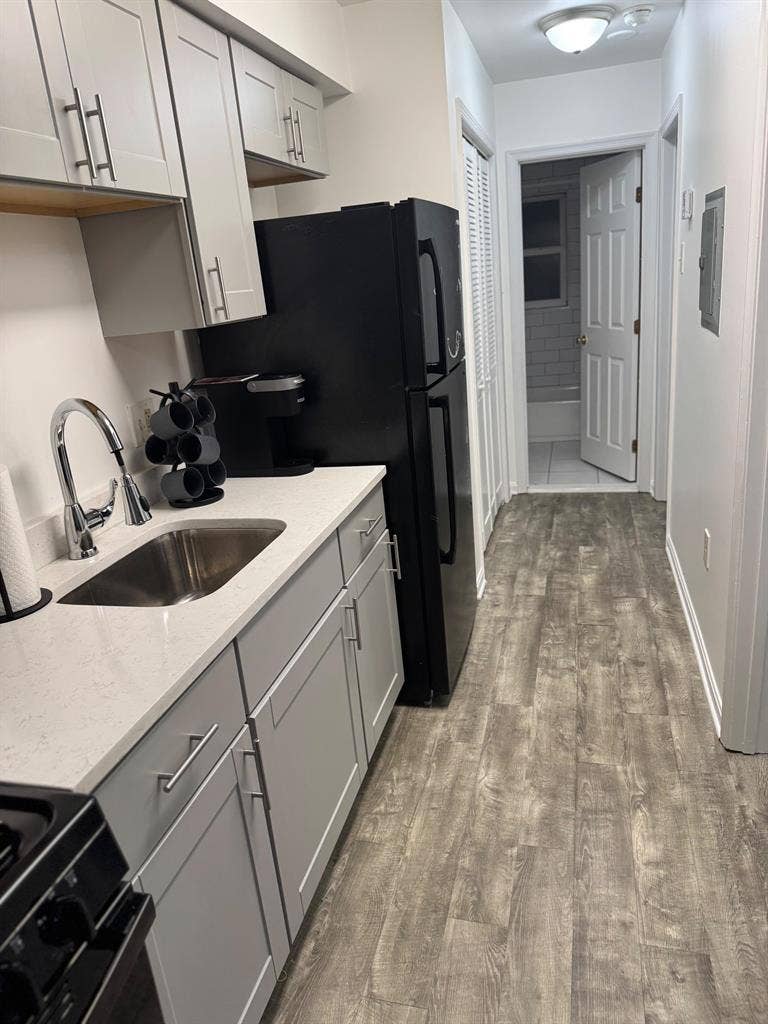 2 BR in Washington