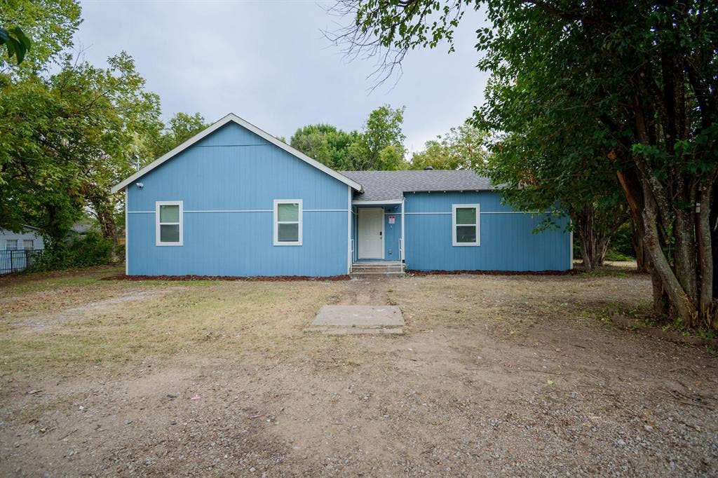 6 BR in Dallas