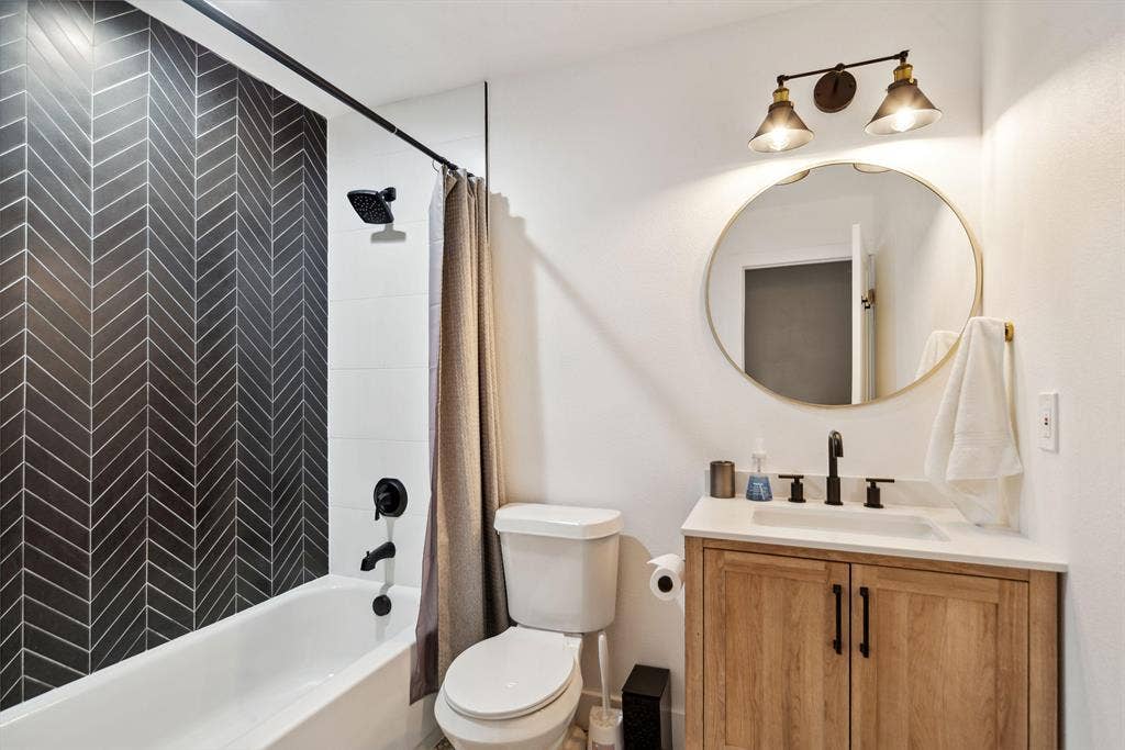 3 BR in Arvada