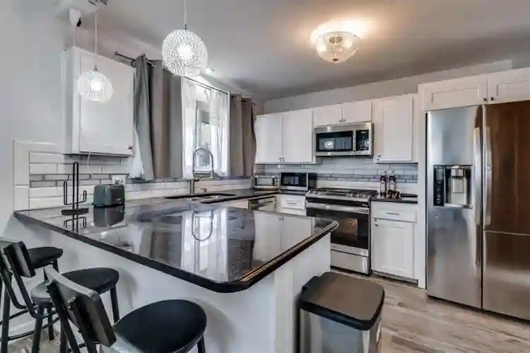 11 BR in Dallas
