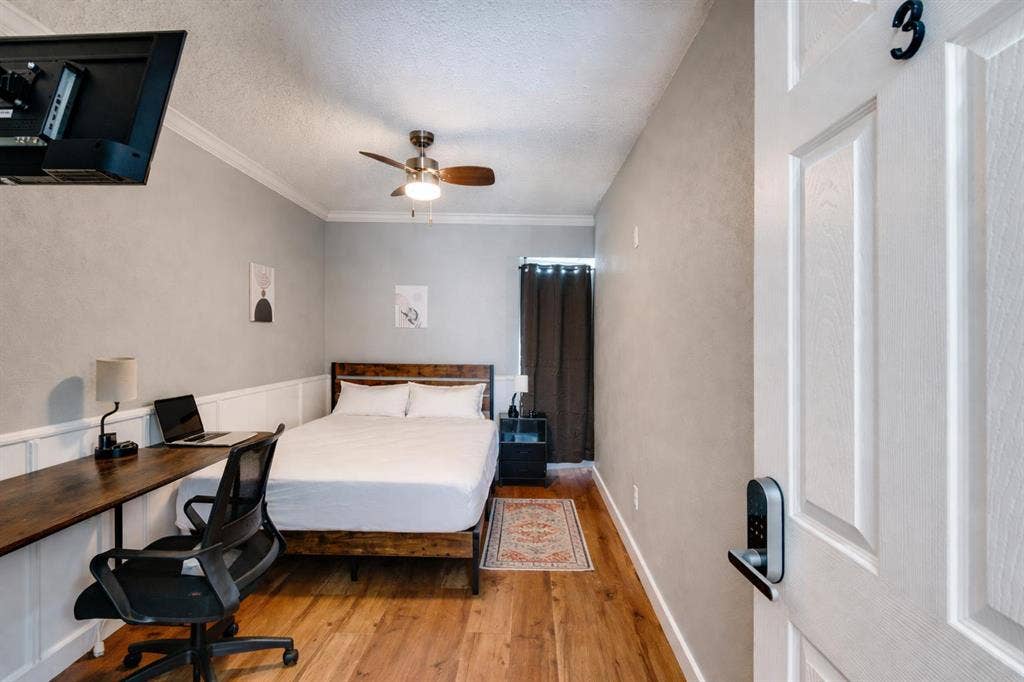 11 BR in Dallas