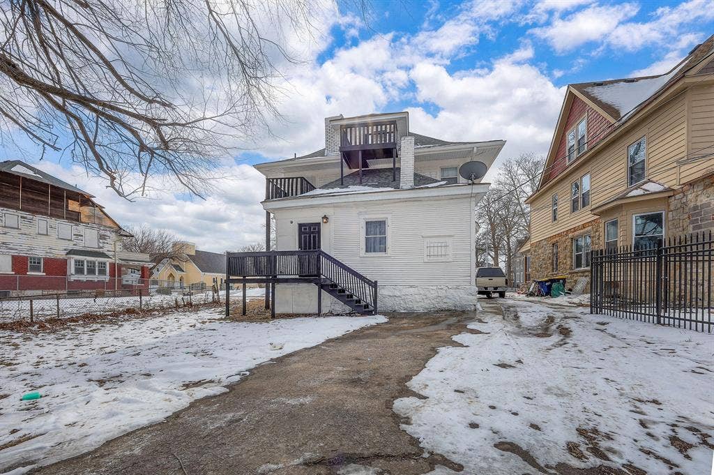 5 BR in Kansas City