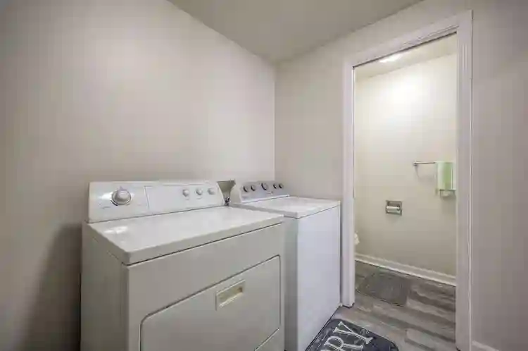 5 BR in Kansas City
