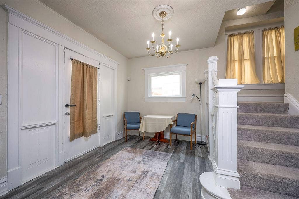 5 BR in Kansas City