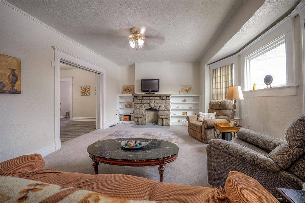 5 BR in Kansas City