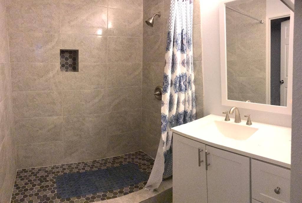 2 BR in Las Vegas