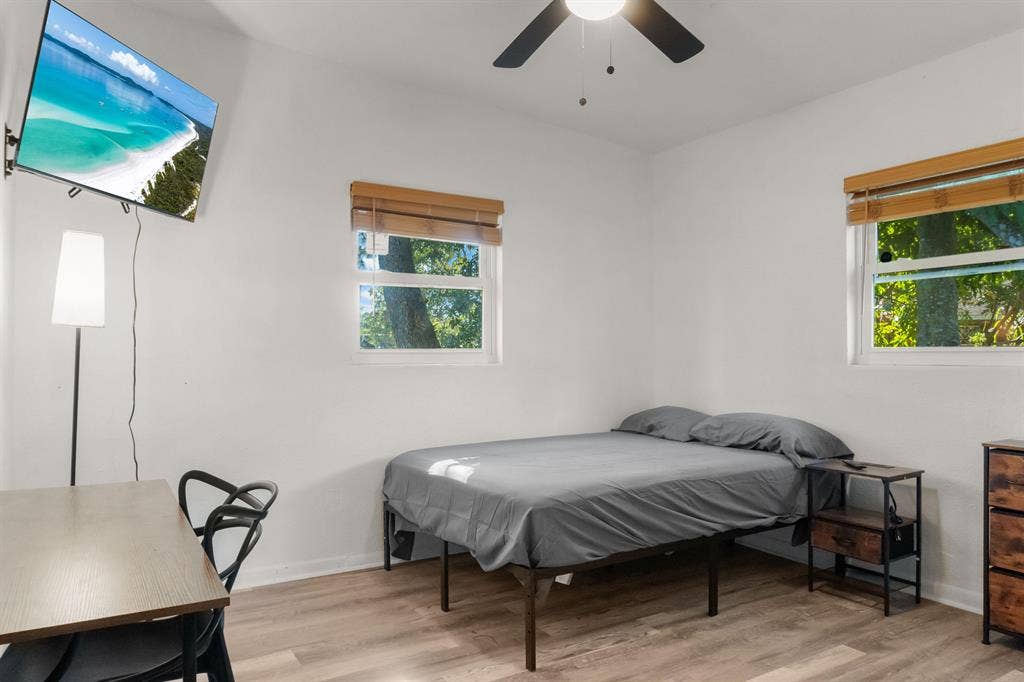 5 BR in Orlando