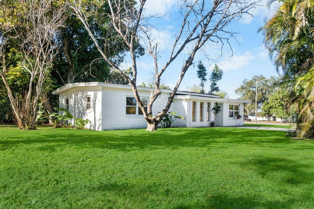 5 BR in Orlando