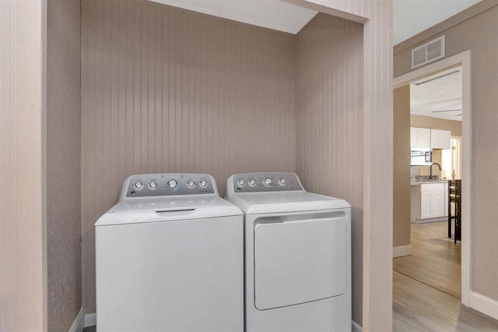 6 BR in St. Petersburg