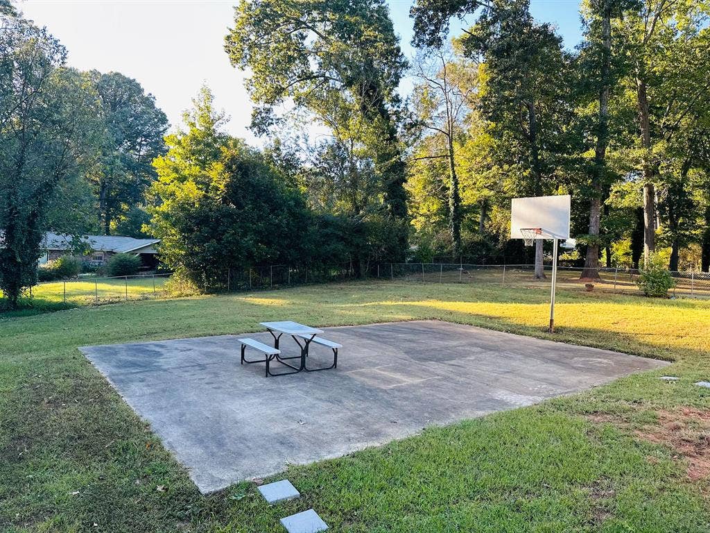 1 BR in Stone Mountain