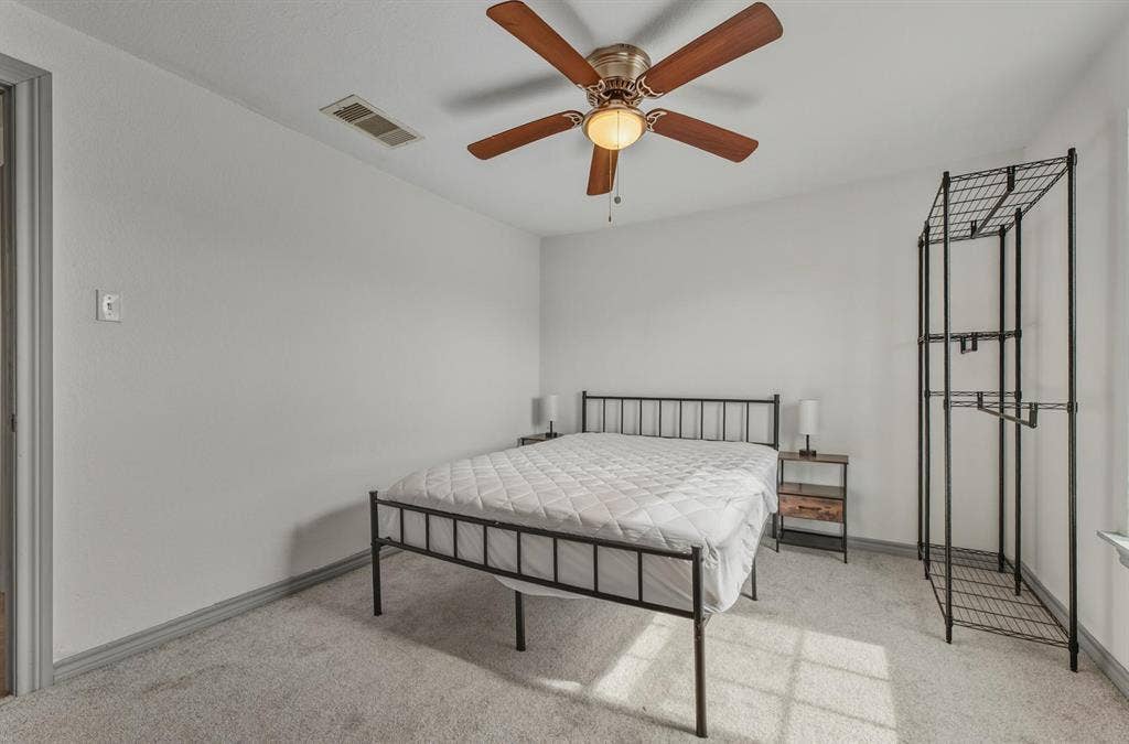 2 BR in Houston