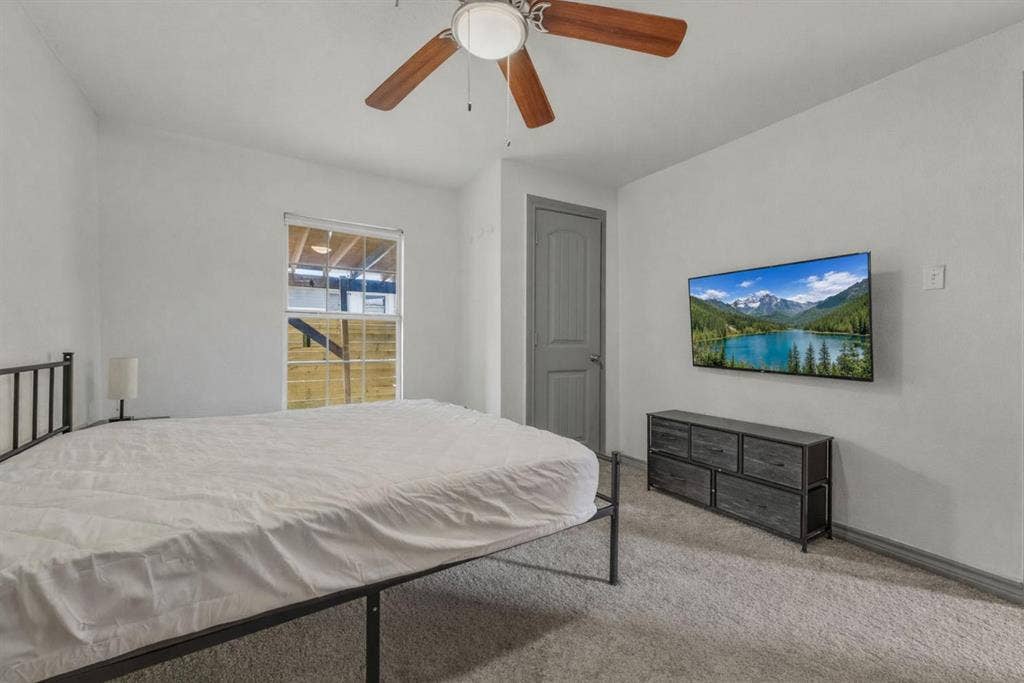 2 BR in Houston