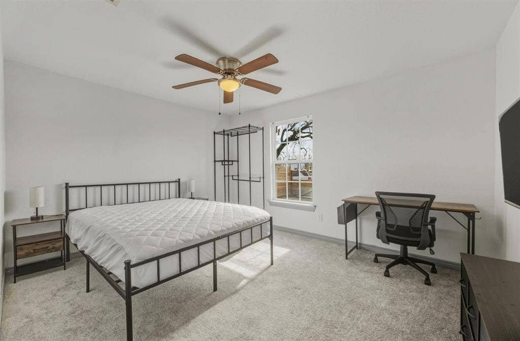 2 BR in Houston