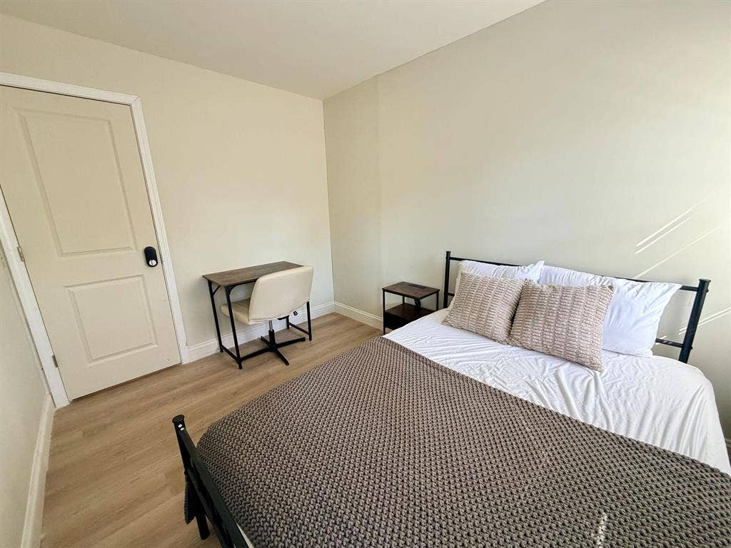 7 BR in Raleigh