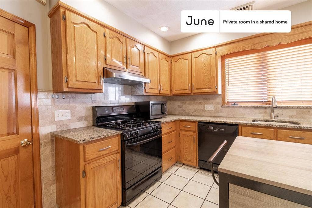 5 BR in Boston