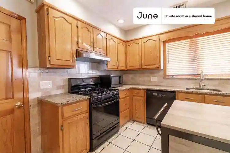 5 BR in Boston