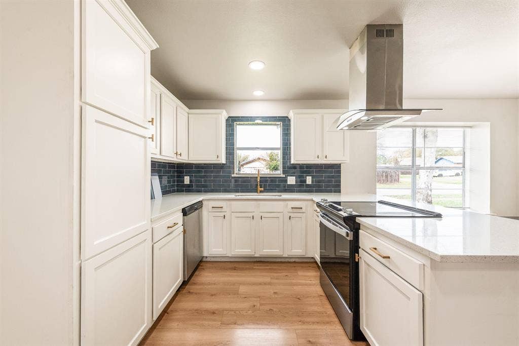5 BR in Duncanville