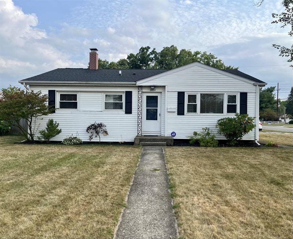 Fully furnished 4 bed/2 bathroom