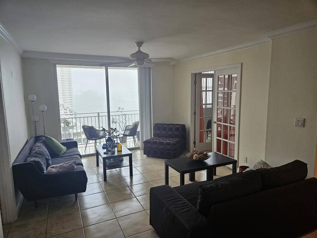 Room for Rent – Brickell Key