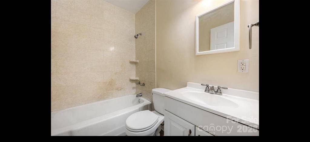 3 BR in Charlotte