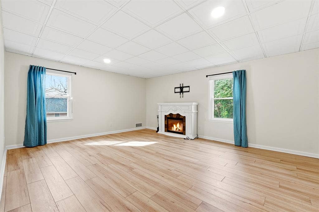 6 BR in Sandy Springs