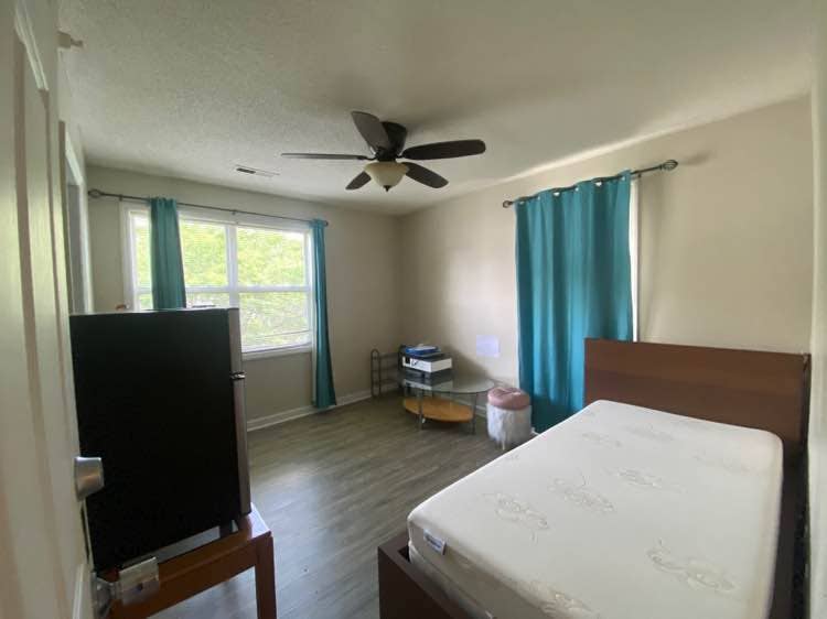 4 BR in Raleigh