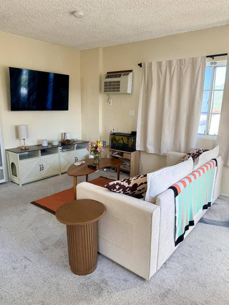 Room for Rent in Atwater Village