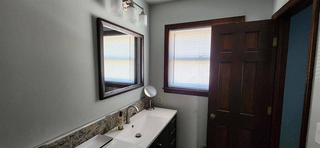 Cozy Private Room W/ EN SUITE