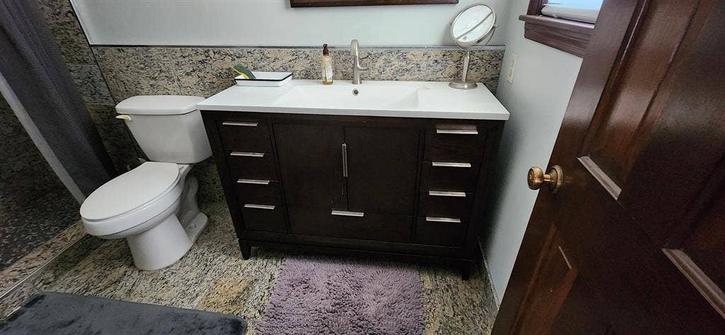 Cozy Private Room W/ EN SUITE