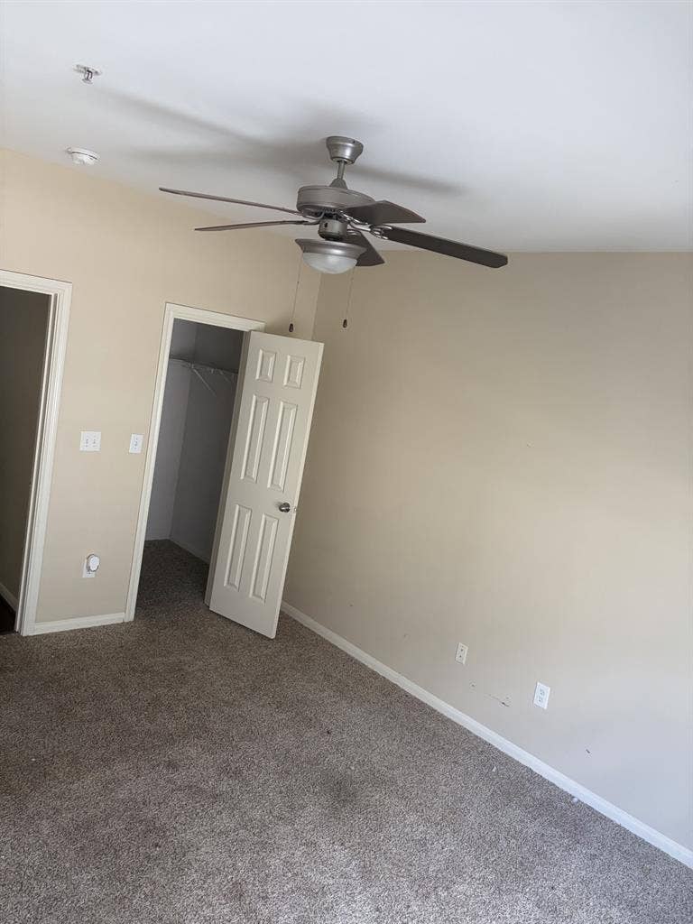 2bd 2bth. 1050 sqft apt