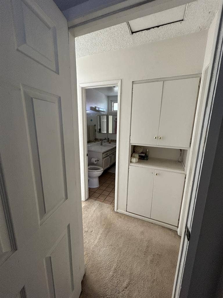 Room for rent in Lake Forest