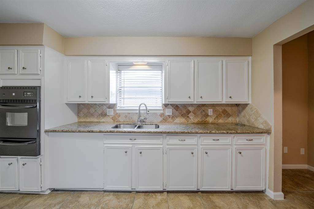 7 BR in Houston