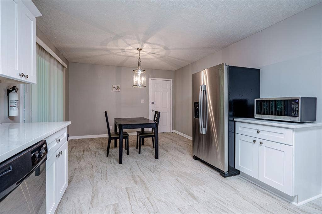 6 BR in Marietta