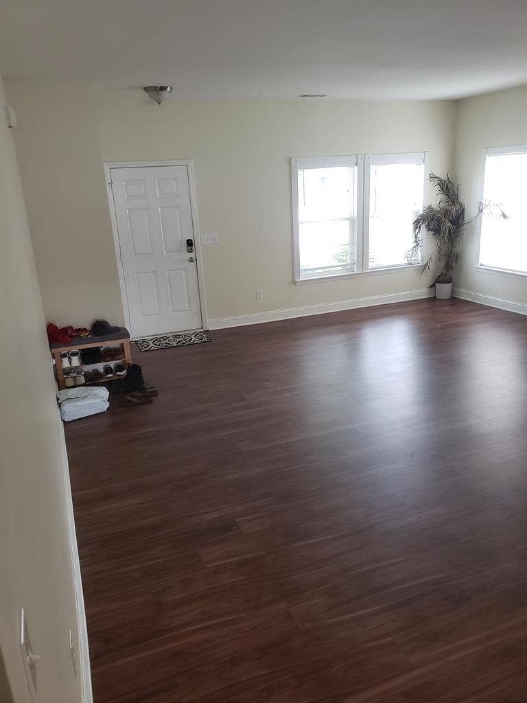 Spacious Room Available, Clean Home