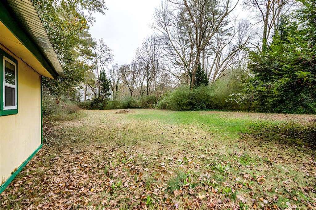 9 BR in Marietta
