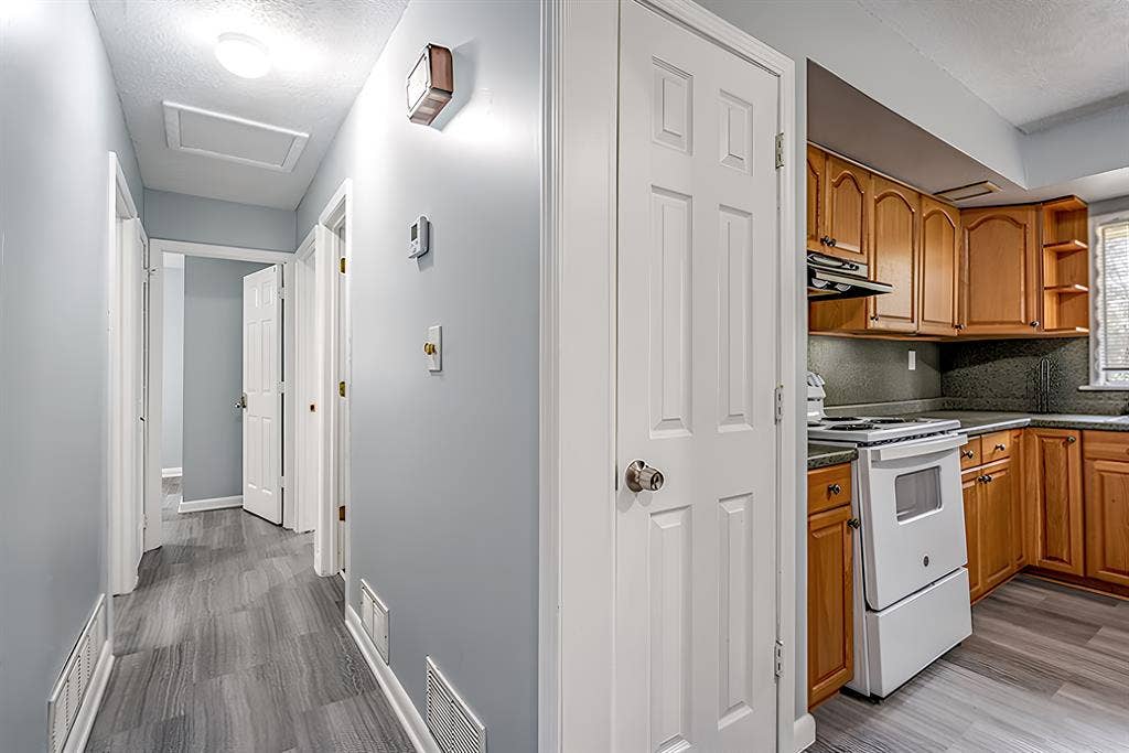 9 BR in Marietta