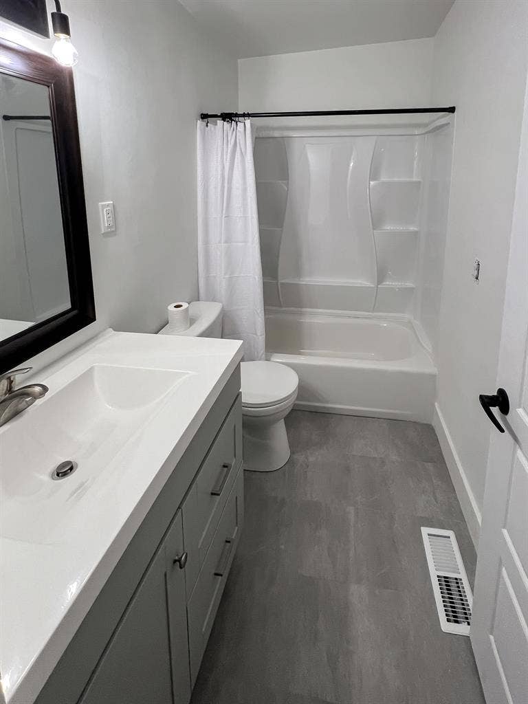8 BR in West Valley City
