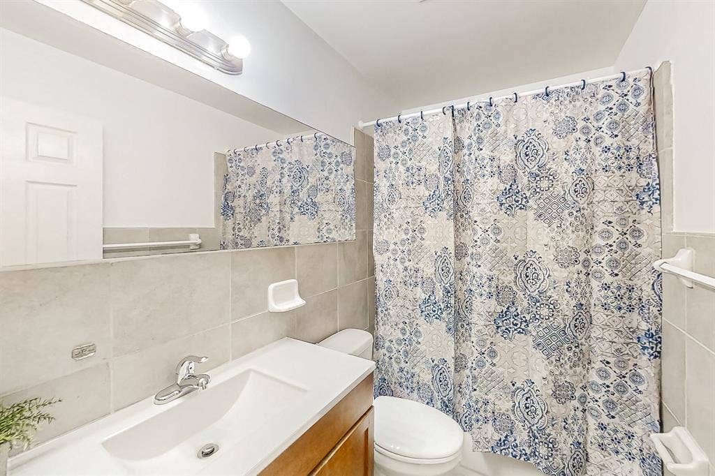 8 BR in Decatur
