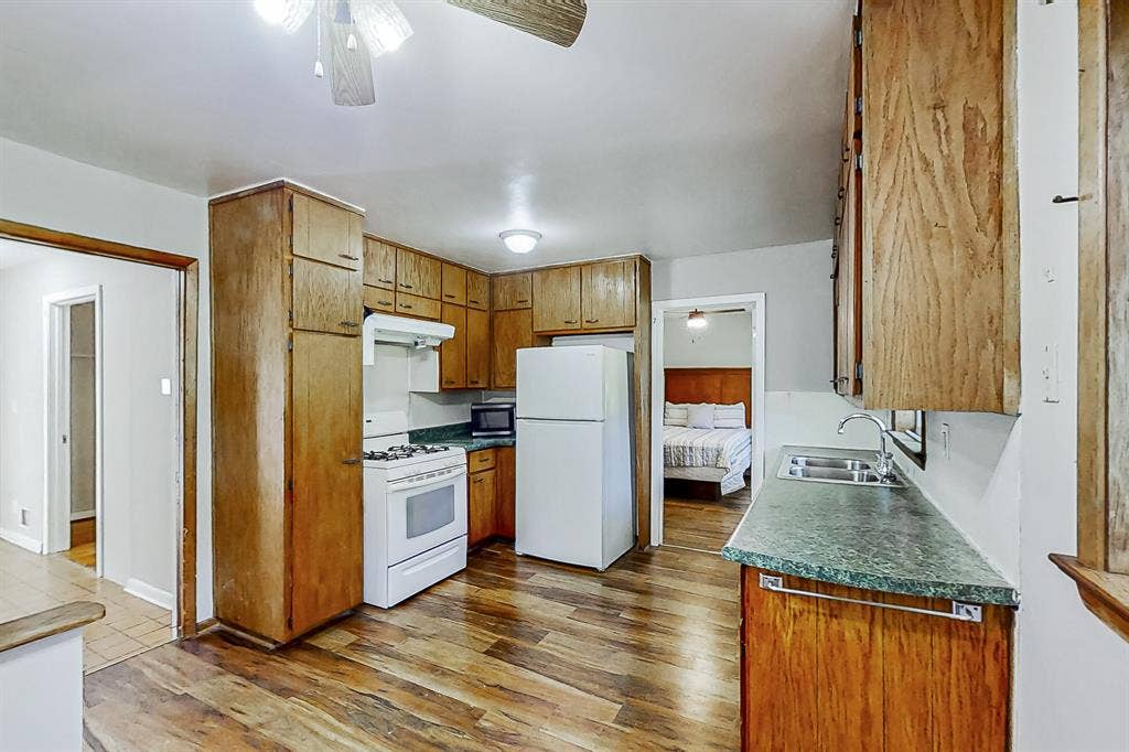 8 BR in Decatur