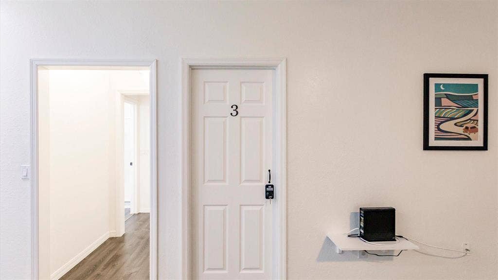 7 BR in North Port