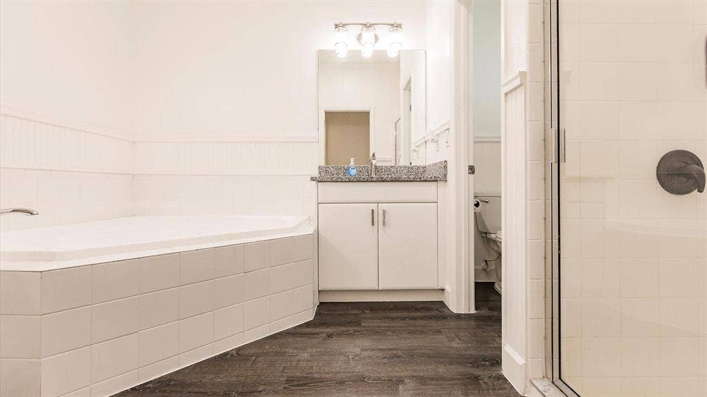 7 BR in North Port