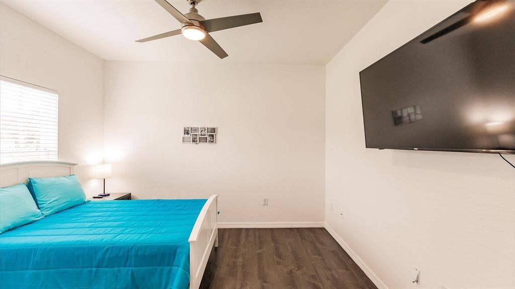 7 BR in North Port