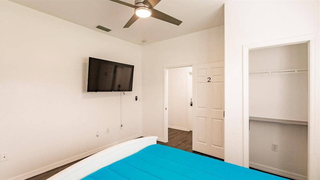 7 BR in North Port