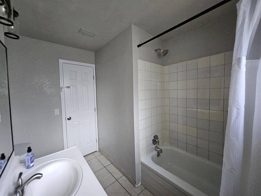 7 BR in Orlando