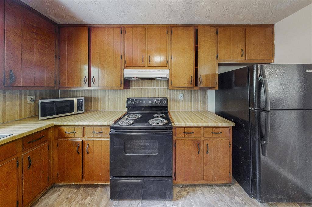 8 BR in Decatur