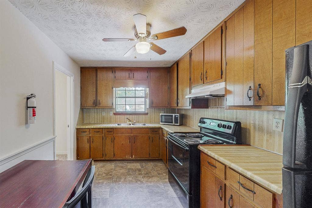 8 BR in Decatur