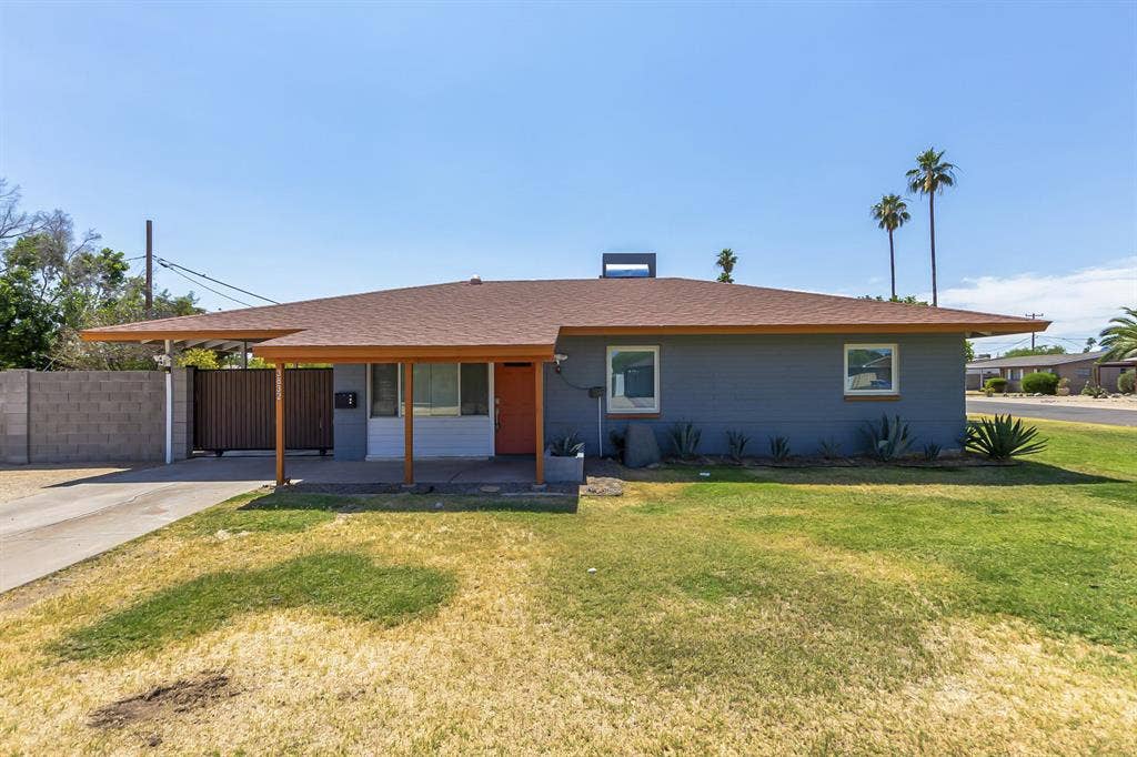 9 BR in Phoenix