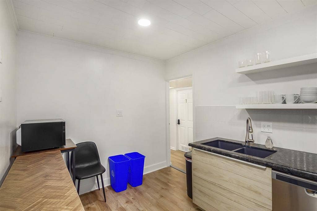 9 BR in Phoenix