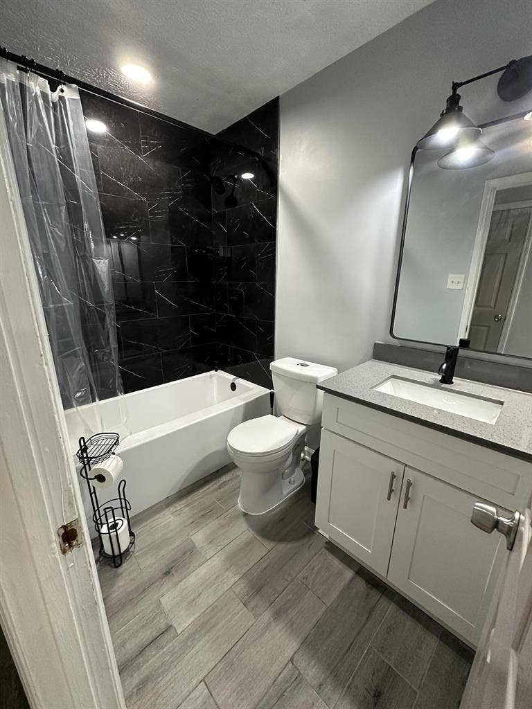 3 BR in Decatur