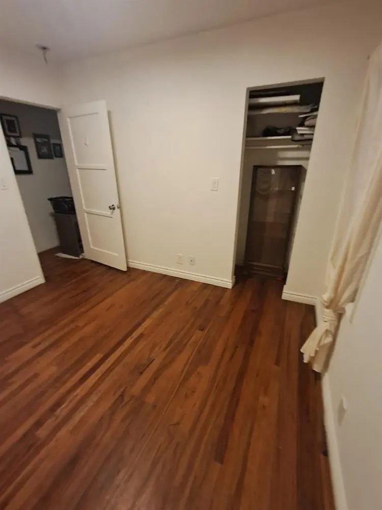 1 Room Professional only -